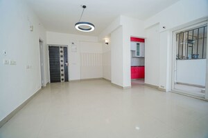 Room in 3 BHK Apartment at Gaur City 2 - 14th Avenue, Sector 16c Greater Noida – for Sale