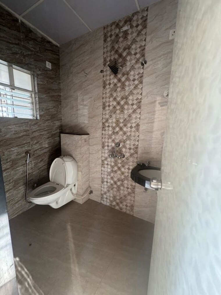 Bathroom, godrej-green-vistas 2 Bedroom 850 Sq.Ft. Apartment In Mahalunge Pune 10513425