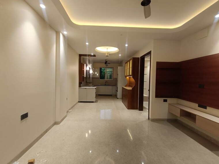 undefined, west delhi 4 Bedroom 325 Sq.Yd. Builder Floor In West Delhi Delhi 10513269