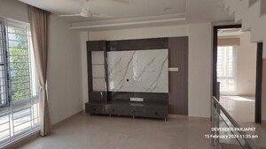 Room in 3 BHK Apartment at Nallagandla – for Rent