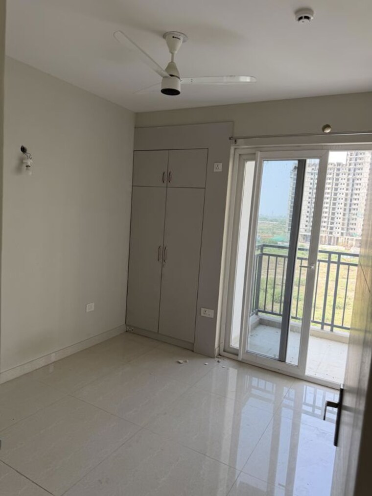 Room, eldeco-live-by-the-greens 3 Bedroom 1404 Sq.Ft. Apartment In Sector 150 Noida 10513461