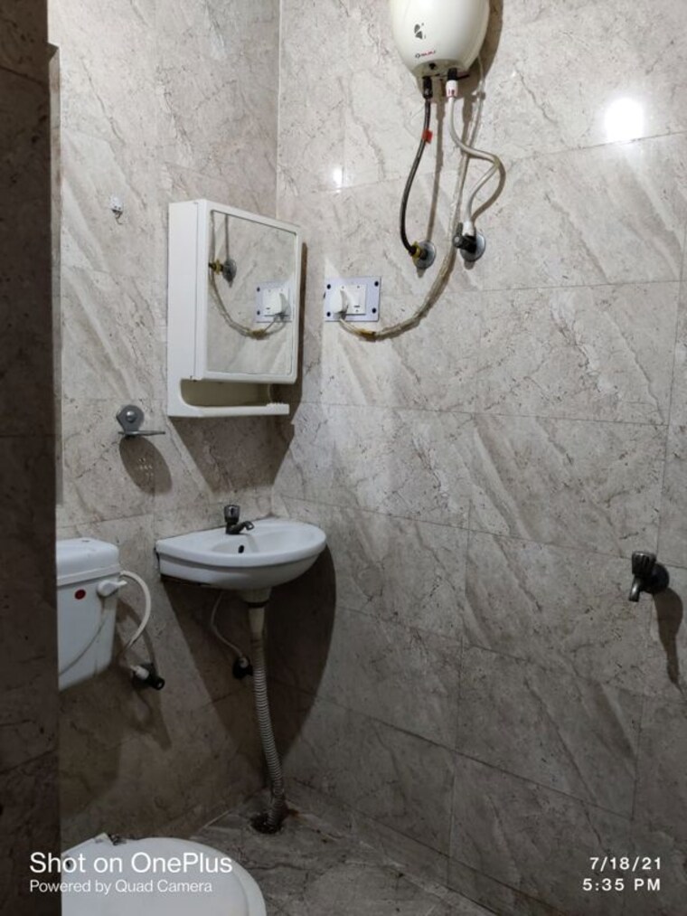 Bathroom, rwa-apartments-sector-29 1 RK 300 Sq.Ft. Apartment In Sector 29 Noida 10513476