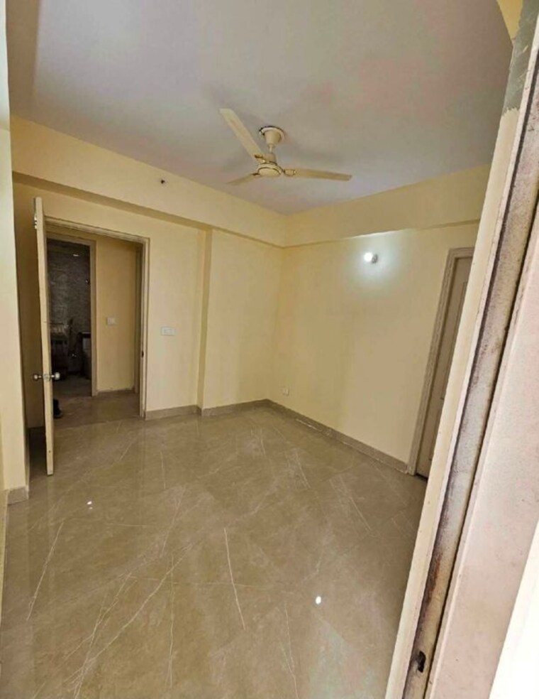 Room, trident-embassy 3 Bedroom 1350 Sq.Ft. Apartment In Sector 1 Greater Noida Greater Noida 10513487