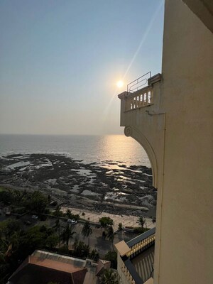 Staircase in 5 BHK Apartment at Bandstand Apartment, Bandra West – for Rent