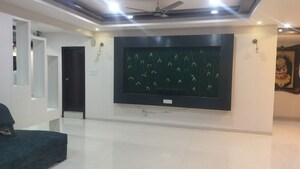 Furnished Amenities in 3 BHK Apartment at Kondapur – for Rent