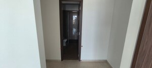 Room in 3 BHK Apartment at Kalpataru Magnus, Bandra East – for Rent