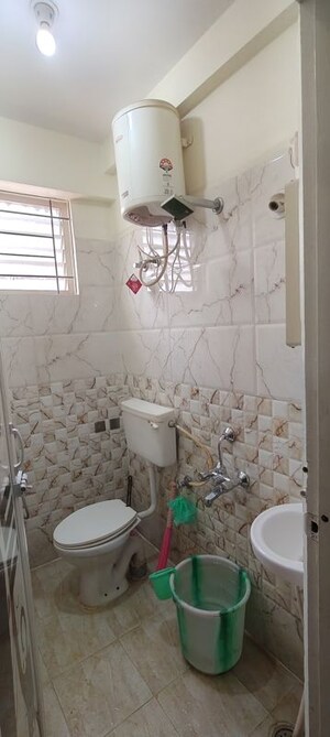 Bathroom in 3 BHK Apartment at Bommanahalli – for Rent
