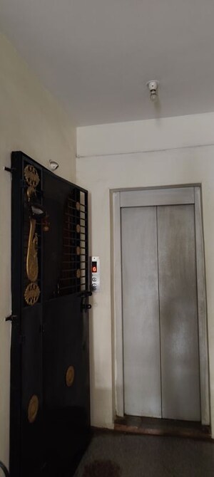 Furnished Amenities in 3 BHK Apartment at Bommanahalli – for Rent