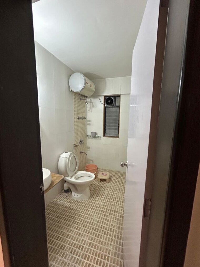 Bathroom, goel-ganga-panama 3 Bedroom 1100 Sq.Ft. Apartment In Pimple Nilakh Pune 10513546