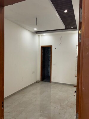 Room in 3 BHK Villa at Arsha Madhav Greens, Gomti Nagar – for Sale