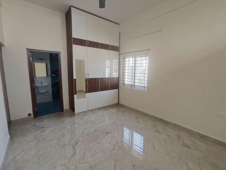 Room, hsr layout 3 Bedroom 2300 Sq.Ft. Builder Floor In Hsr Layout Bangalore 10513574