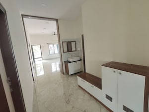 Room in 3 BHK Builder Floor at Hsr Layout – for Rent