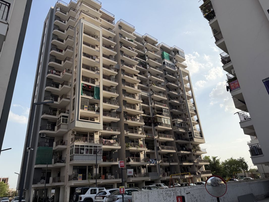 3 BHK 990 Sq.Ft. Apartment in Amolik Sankalp