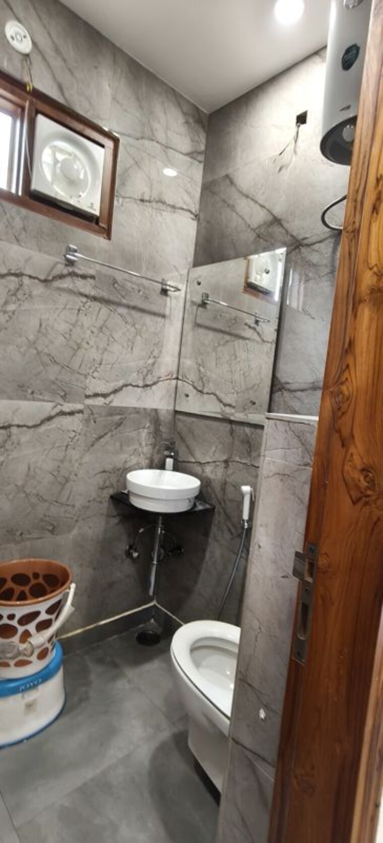 Bathroom, dwarka 2 Bedroom 1200 Sq.Ft. Apartment In Dwarka Delhi 10513614