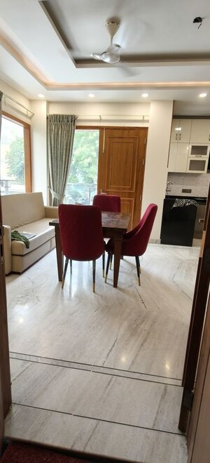 Team Area in 2 BHK Apartment at Dwarka – for Rent