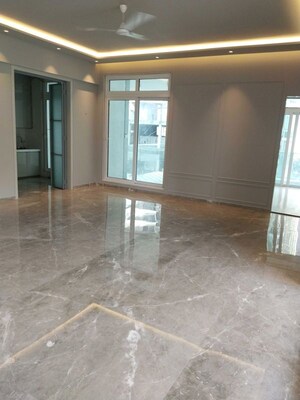 2 BHK Apartment For Rent in Enpar Lotus 101 Worli Residences, Lower Parel