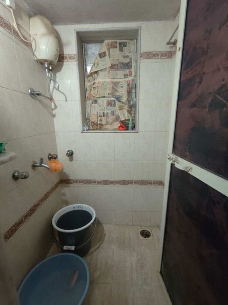 Bathroom, malad-apartment 2 Bedroom 680 Sq.Ft. Apartment In Malad West Mumbai 10513687