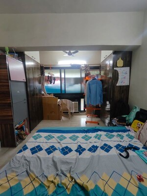 Bedroom in 2 BHK Apartment at Malad Apartment, Malad West – for Rent