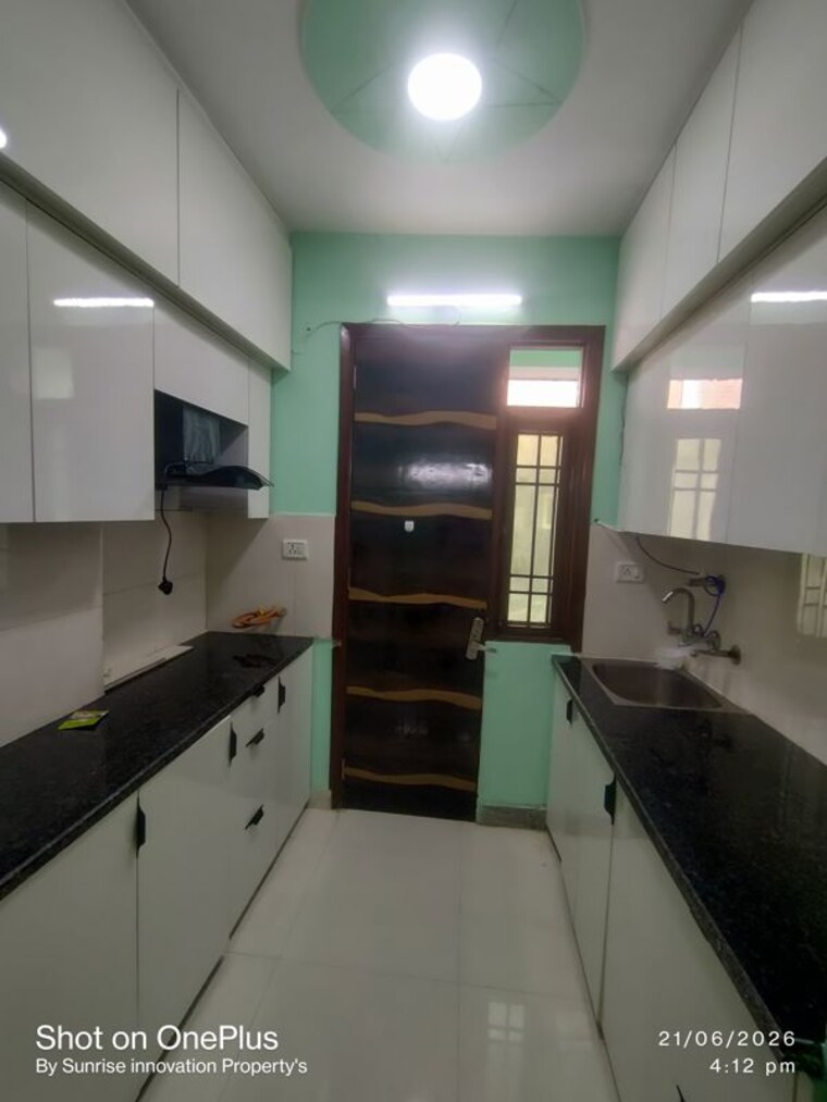 Kitchen, dwarka mor 1 Bedroom 50 Sq.Yd. Builder Floor In Dwarka Mor Delhi 10513740