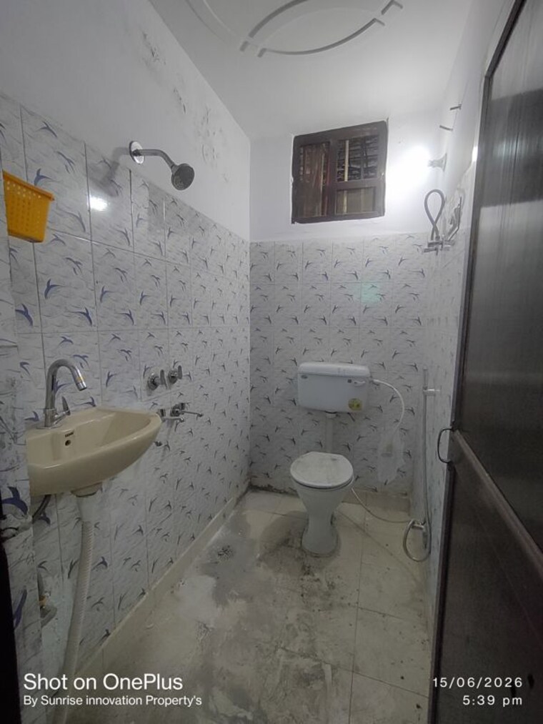 Bathroom, nawada 2 Bedroom 50 Sq.Yd. Builder Floor In Nawada Delhi 10513745