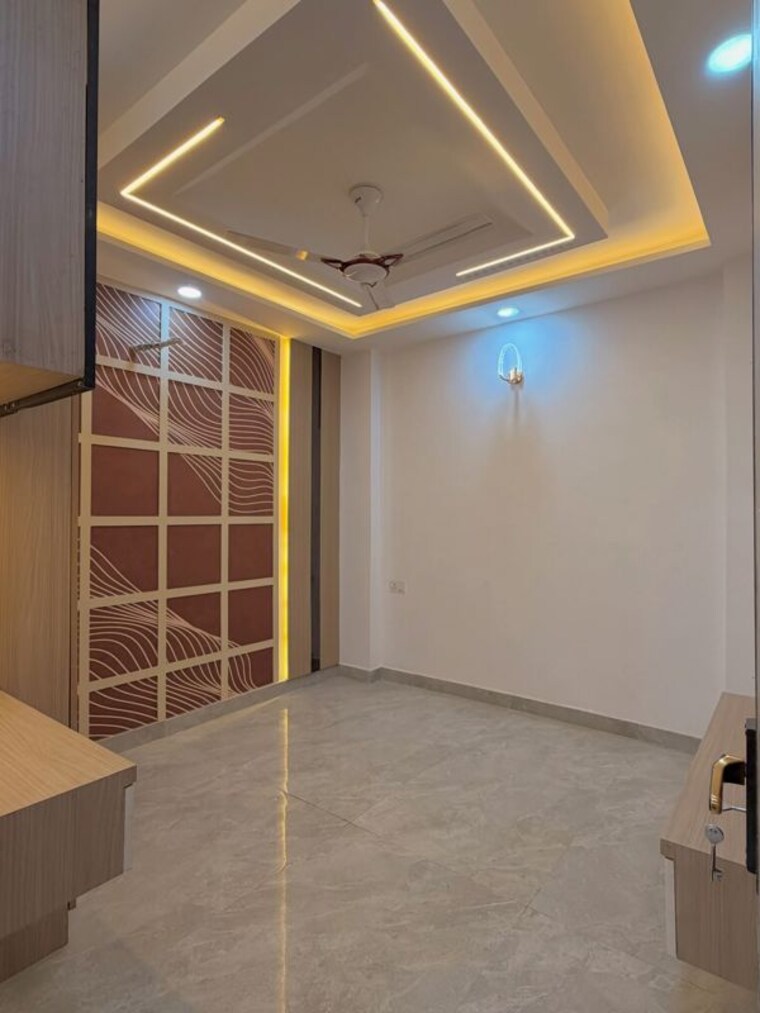 Room, uttam nagar 3 Bedroom 910 Sq.Ft. Builder Floor In Uttam Nagar Delhi 10513744