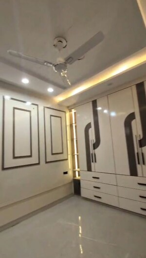 Master Bedroom in 2 BHK Builder Floor at Nawada – for Rent