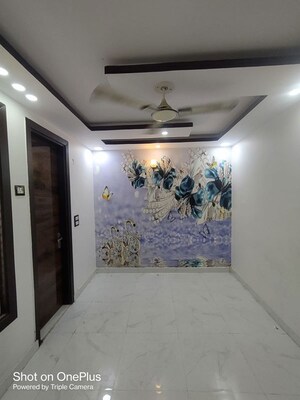 Master Bedroom in 2 BHK Builder Floor at Nawada – for Rent