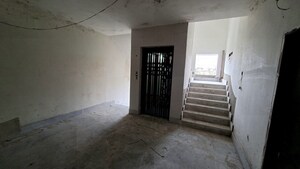 Room in 2 BHK Apartment at Sodepur – for Sale