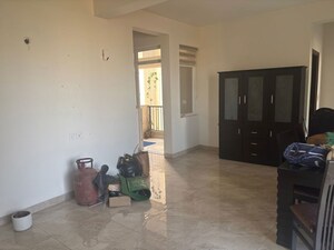 Parking in 3 BHK Apartment at Uptown Insignia, International Airport Road – for Sale