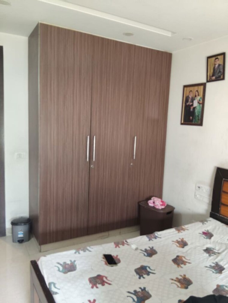 Room, sushant lok ii 3 Bedroom 2000 Sq.Ft. Builder Floor In Sushant Lok ii Gurgaon 10513788