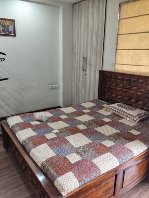 Bedroom in 3 BHK Builder Floor at Sushant Lok ii – for Rent