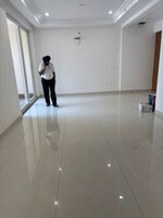 3 BHK 2500 Sq.Ft. Builder Floor in Sector 82