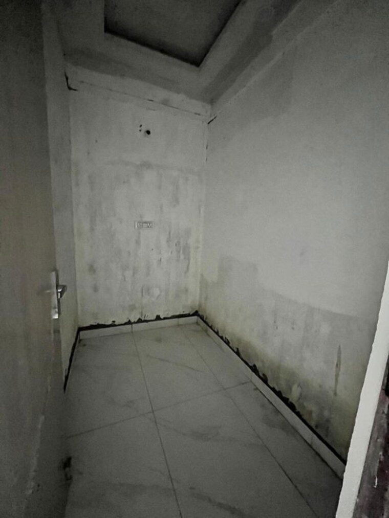 Bathroom, upsidc site b 3 Bedroom 1900 Sq.Ft. Villa In Upsidc Site B Greater Noida 10503411