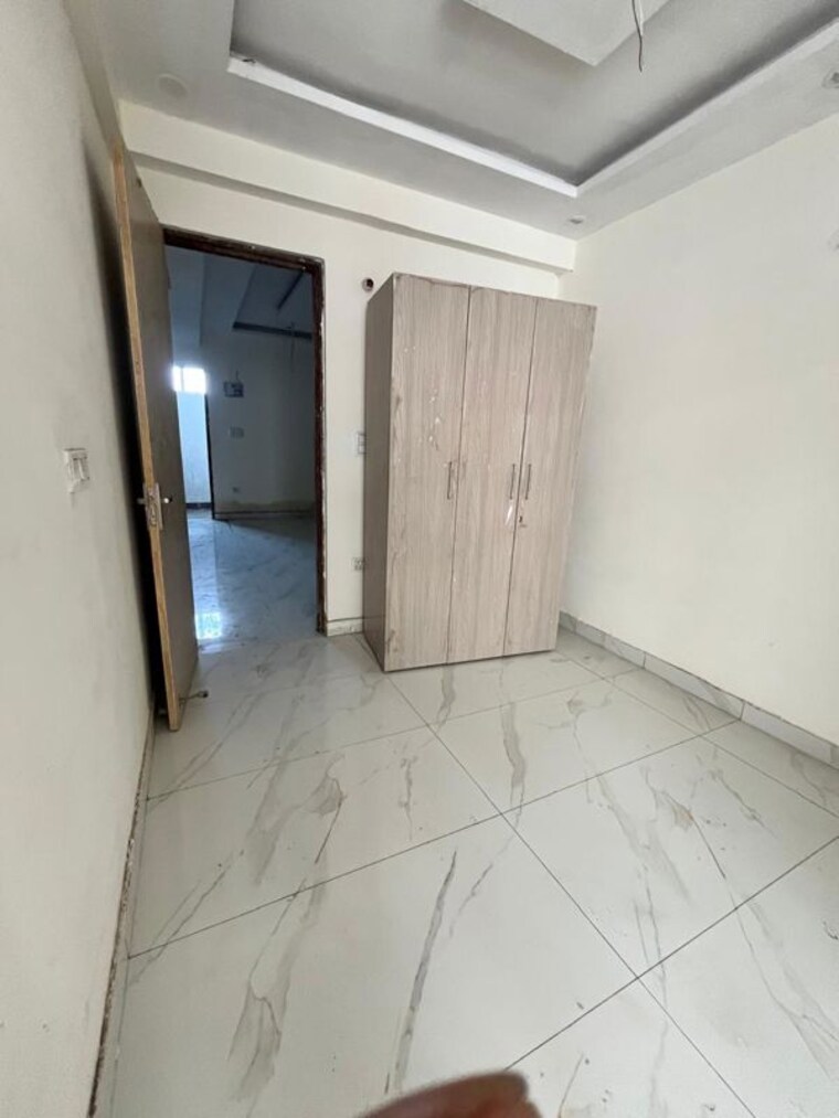 Room, upsidc site b 3 Bedroom 1900 Sq.Ft. Villa In Upsidc Site B Greater Noida 10503411