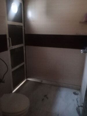 Furnished Amenities in 2 BHK Builder Floor at Sector 18 – for Rent