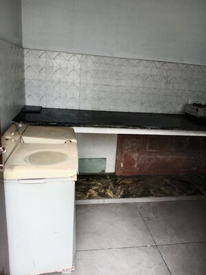 Furnished Amenities in 1 RK Builder Floor at Model Town – for Rent