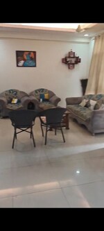 3.5 BHK + Prayer Room 1450 Sq.Ft. Builder Floor in Prateek Wisteria