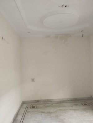 Room in 2 BHK Independent House at Sector 12 – for Rent