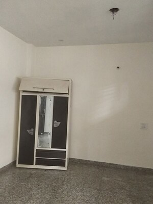 Room in 2 BHK Independent House at Sector 12 – for Rent