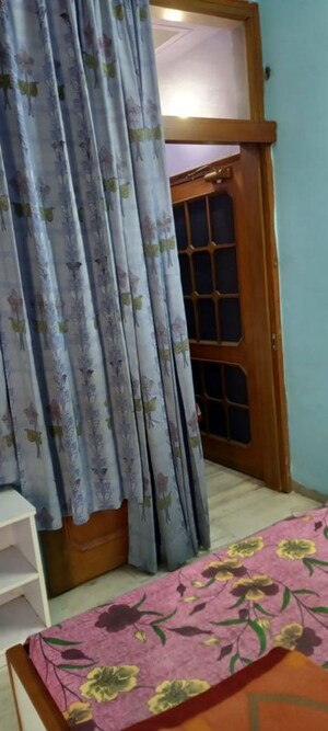 Balcony in 1 RK Independent House at Sector 40 – for Rent