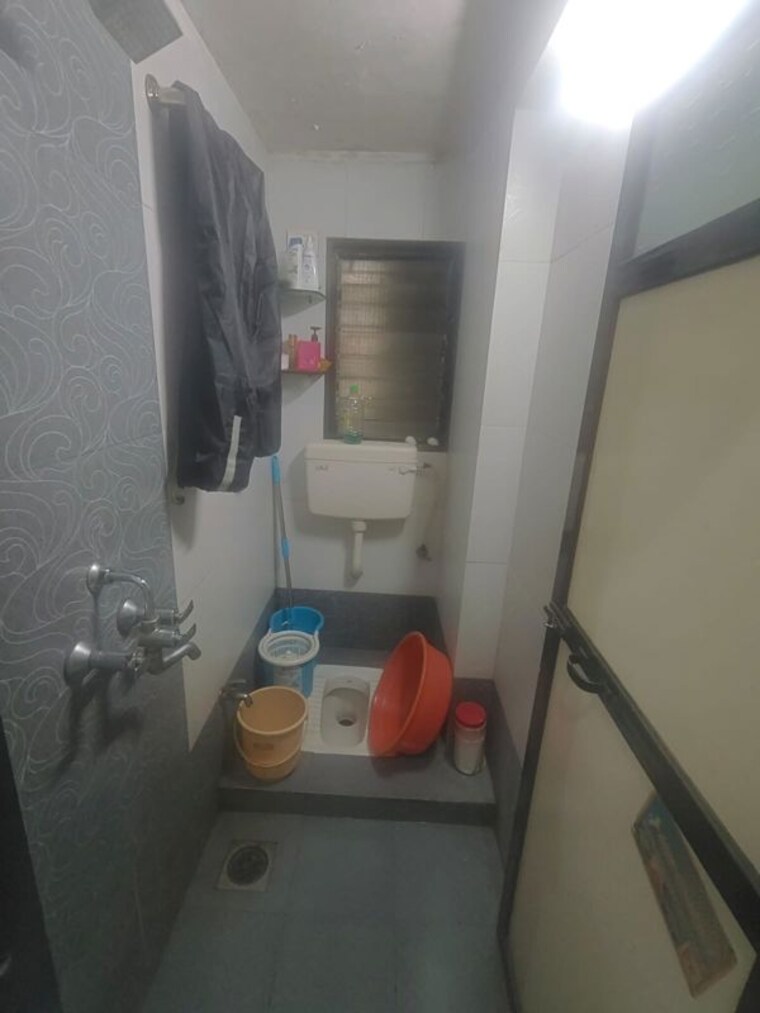 Attached Bathroom, kamala-ashish-tower 1 Bedroom 450 Sq.Ft. Apartment In Kandivali West Mumbai 10513883