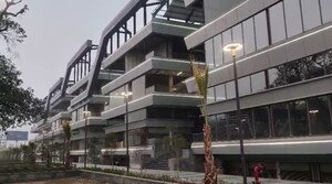  Shop For Rent in SKA Arcadia, Wave City