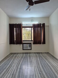2 BHK Apartment For Rent in Silver Nook CHS
