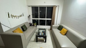 2 BHK Apartment For Rent in Lodha Amara, Kolshet Road
