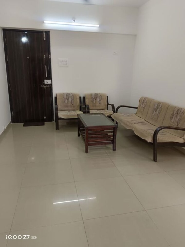 Living Room, shagun-perfect-10 2 Bedroom 1050 Sq.Ft. Apartment In Balewadi Pune 10513909