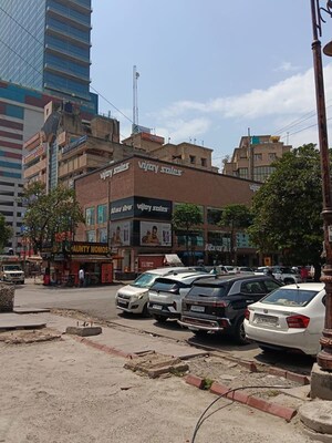  Shop For Rent in Sector 18