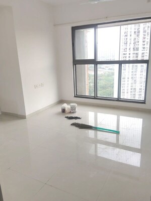 1 BHK Apartment For Rent in UK Iridium, Kandivali East