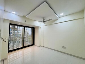 Room in 2 BHK Apartment at Meridian Homes Meadow, Nerul – for Rent