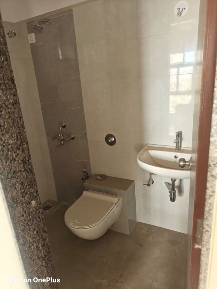 Bathroom, atul-horizon 2 Bedroom 640 Sq.Ft. Apartment In Bhandup West Mumbai 10513998
