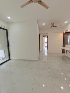 3 BHK Apartment For Rent in Mantra Meraki